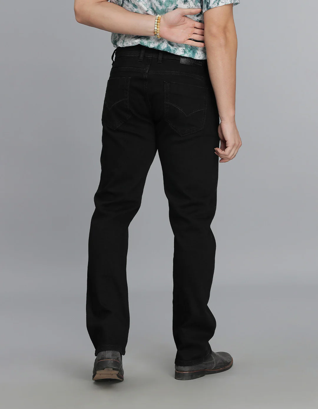 Black Midrise, Comfort And Straight Fit jeans - Image 5