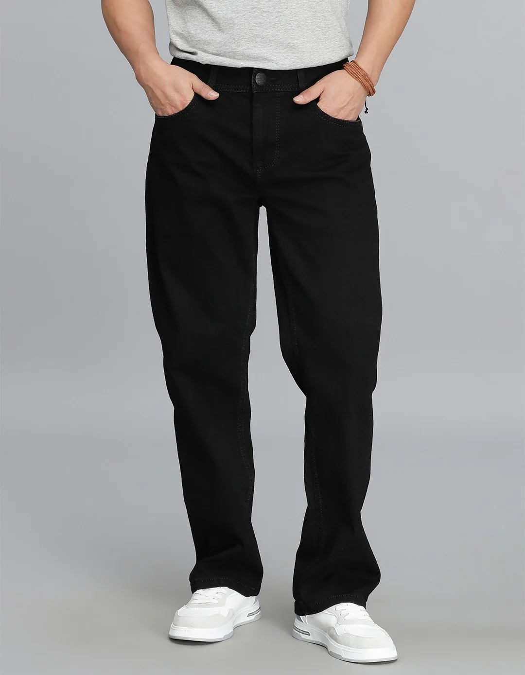 Black Midrise, Comfort Straight Fit Cropped Jeans