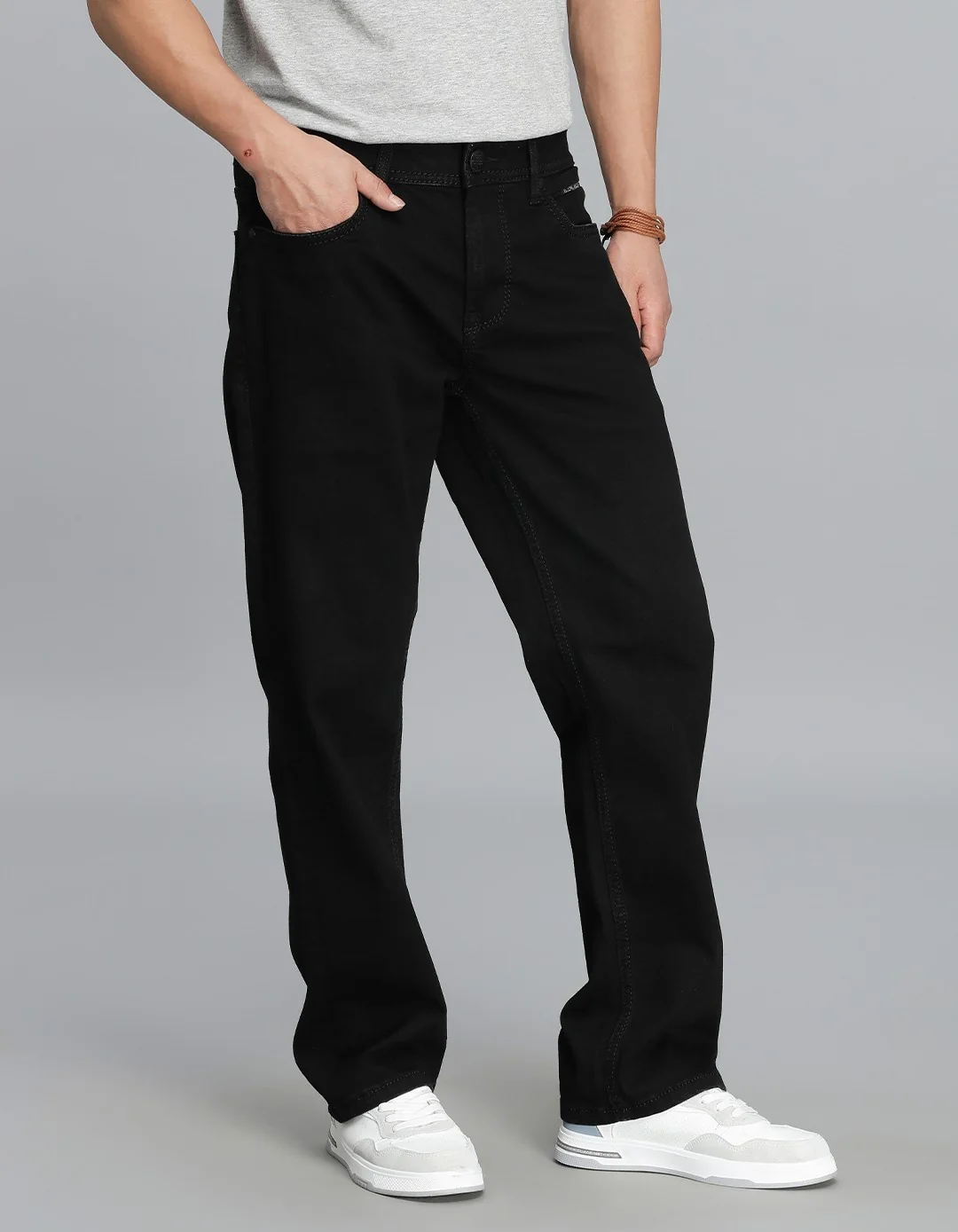Black Midrise, Comfort Straight Fit Cropped Jeans - Image 4