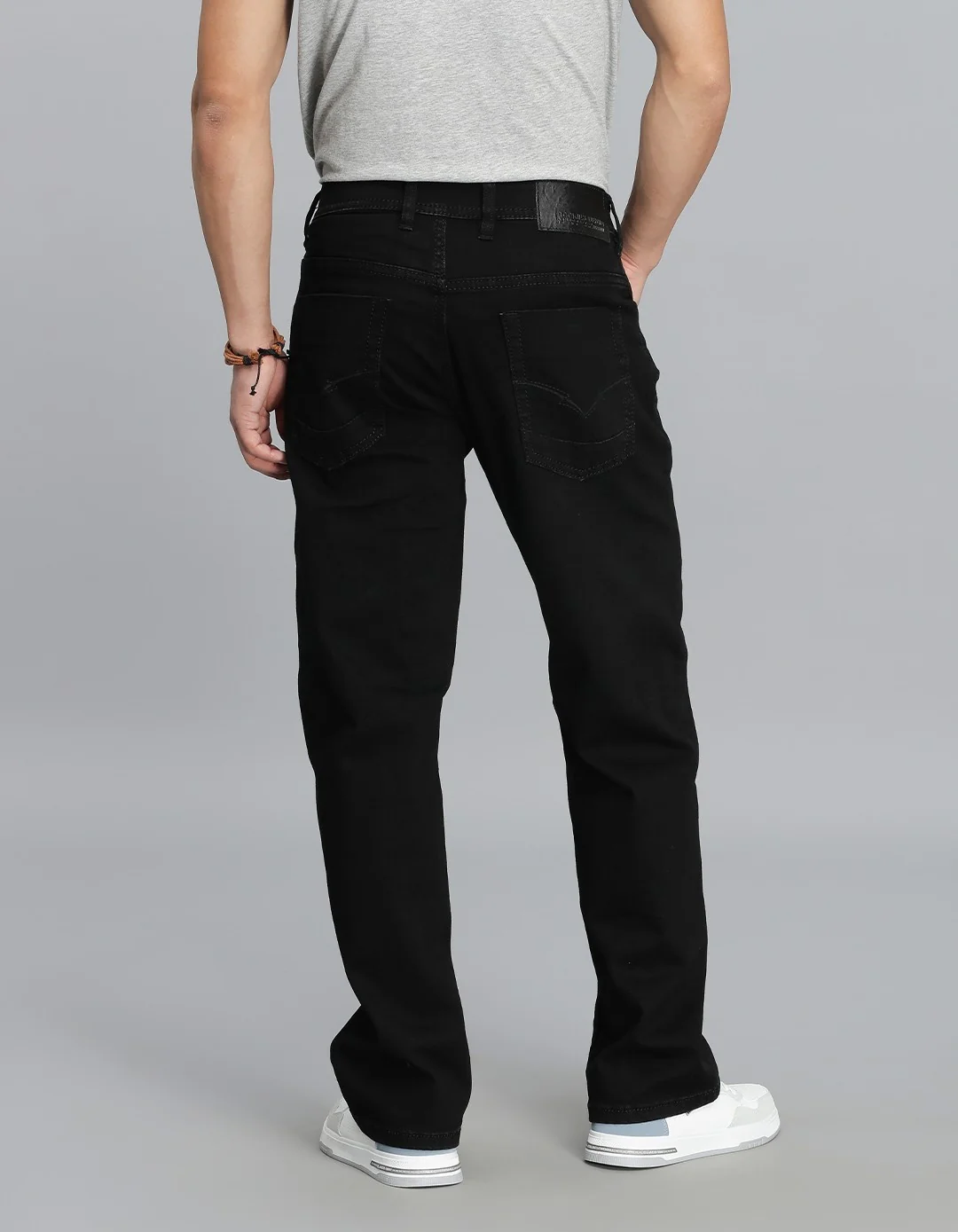 Black Midrise, Comfort Straight Fit Cropped Jeans - Image 5