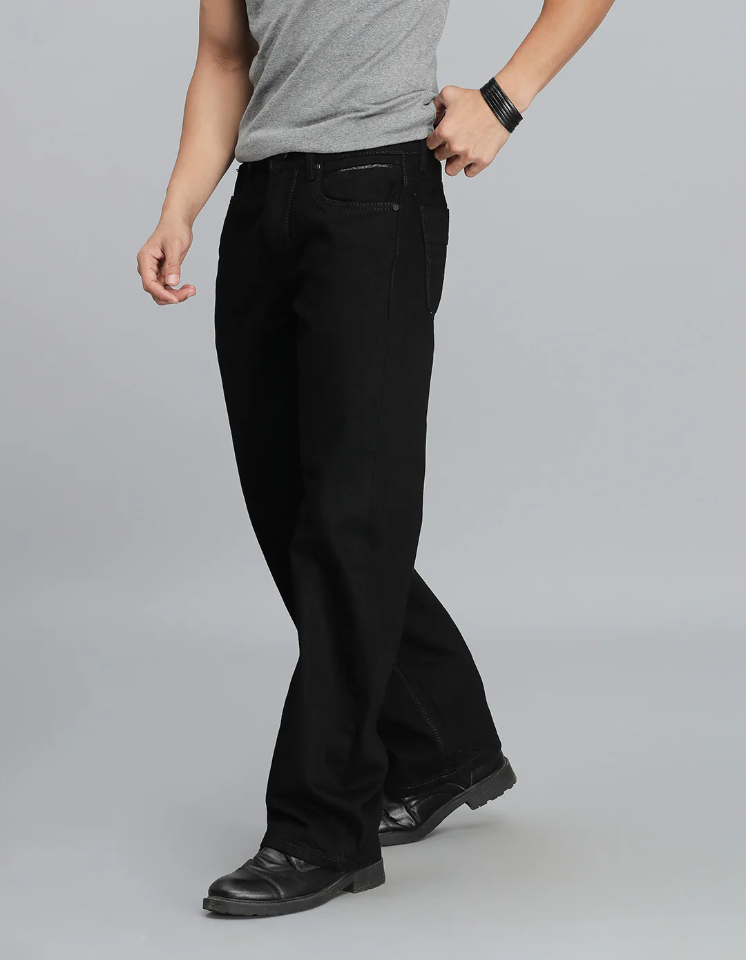 Black Midrise Loose Fit Jeans - Image 3