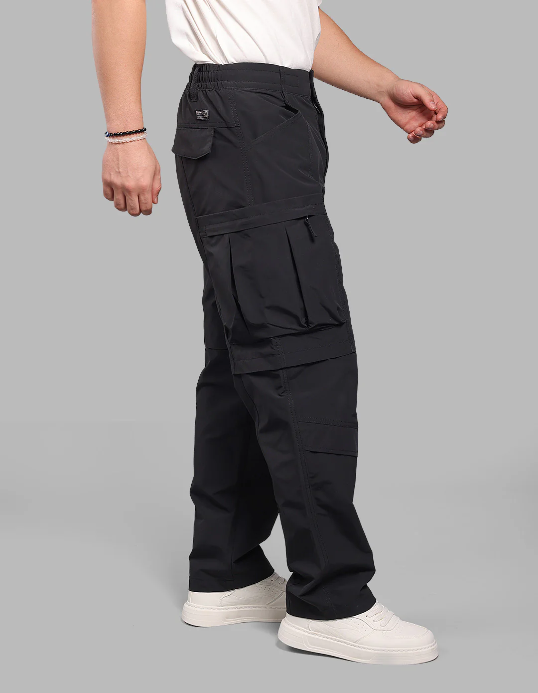 Black Balloon Fit Cargo Pants - Image 5