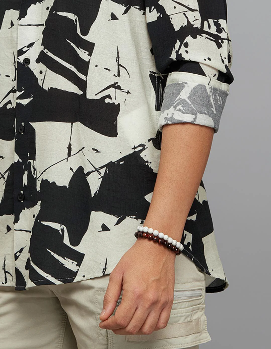 Black Cream Full Sleeves Printed Shirt - Image 6