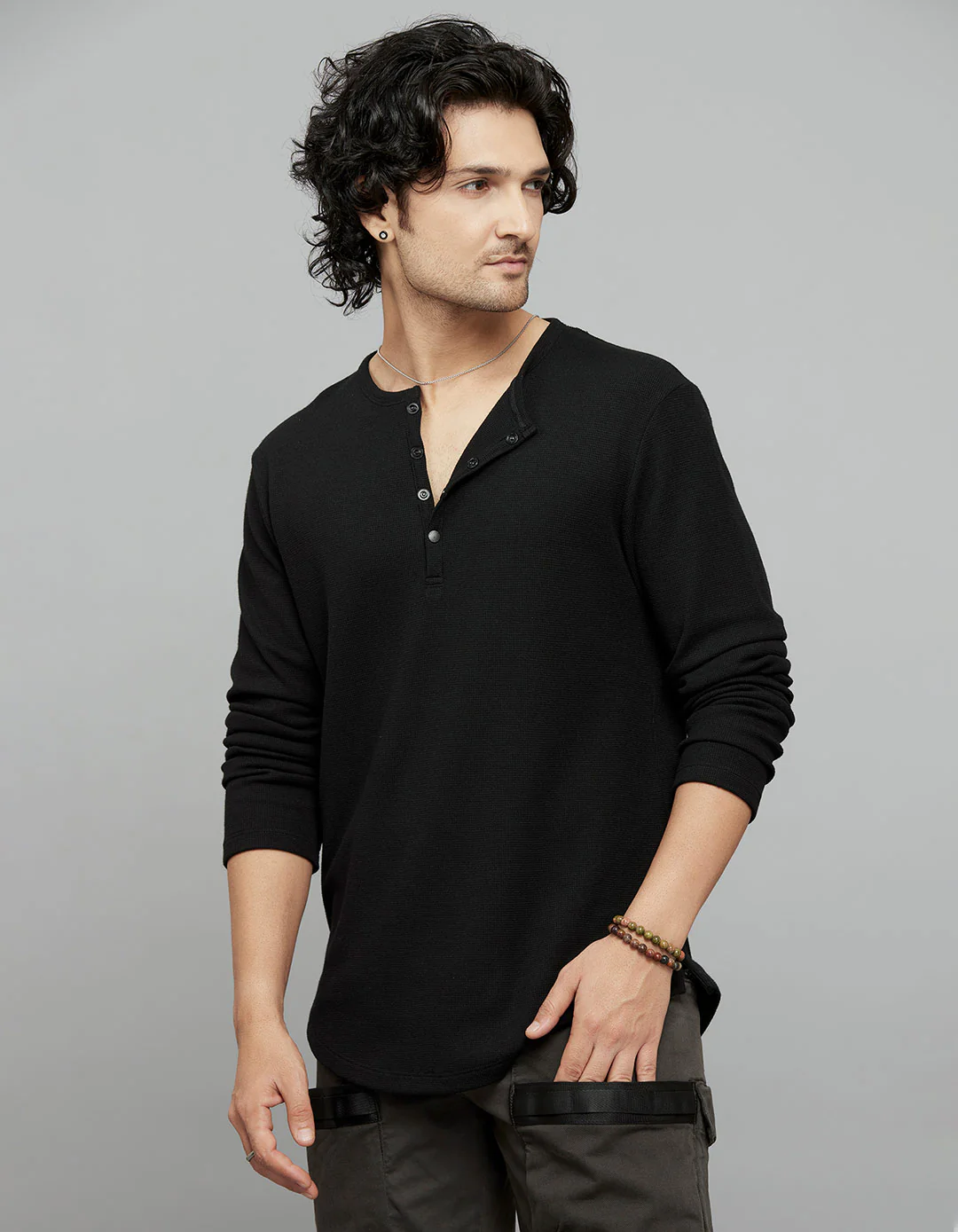 Black Full Sleeves Round Neck Tee - Image 3