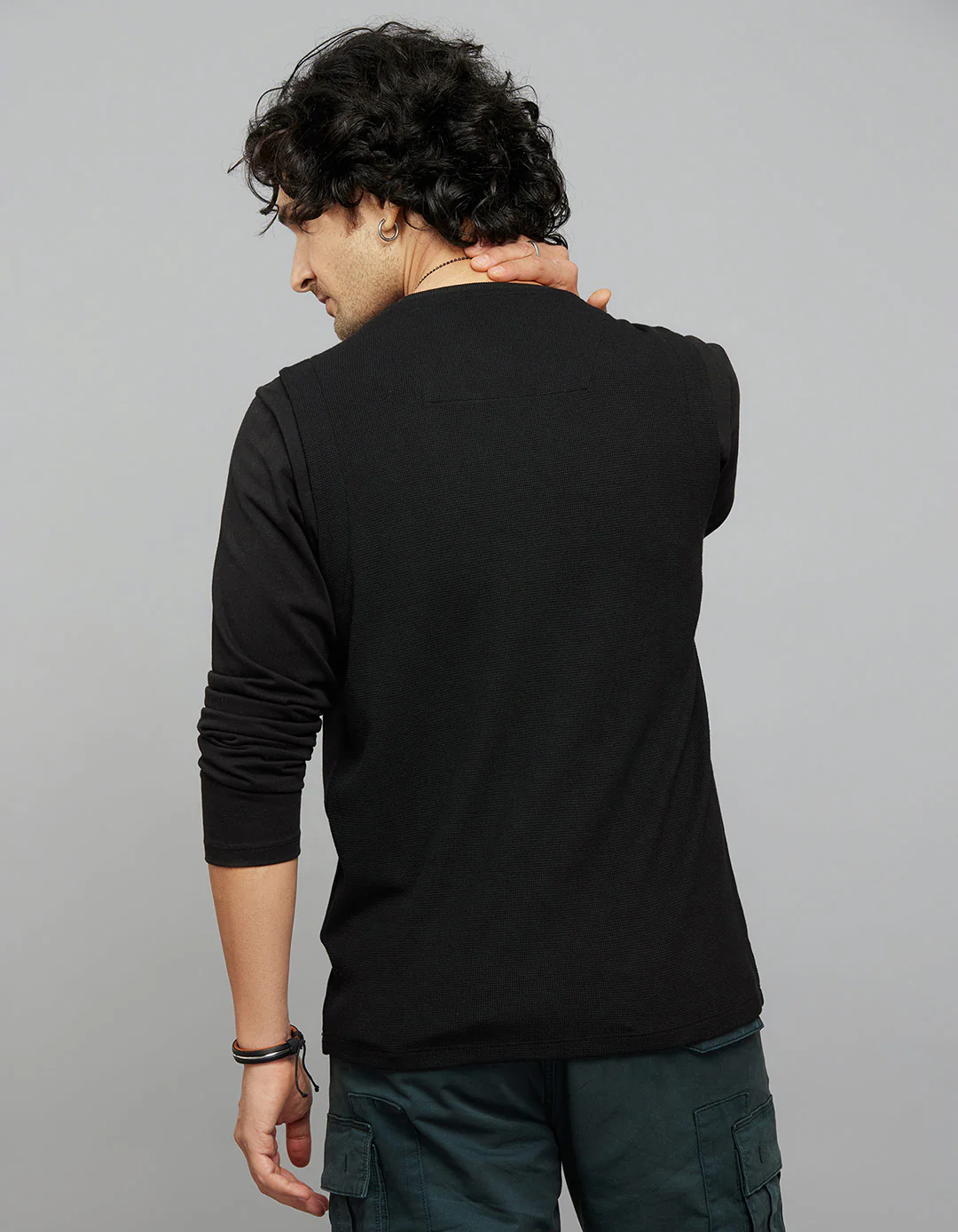 Black Full Sleeves Round Neck Tee - Image 4