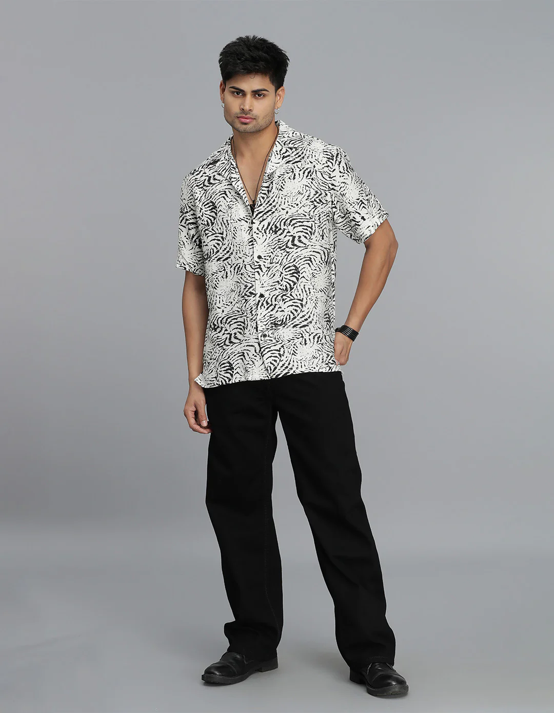 Black Half Sleeves Printed Shirt - Image 2