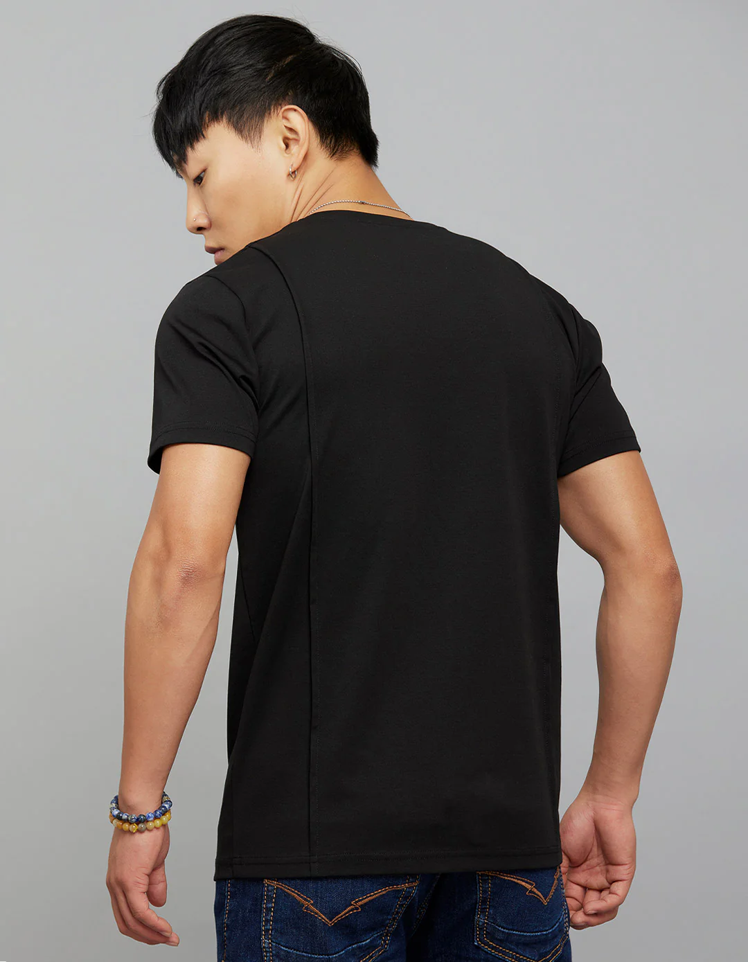 Black Half Sleeves Round Neck Tee - Image 6