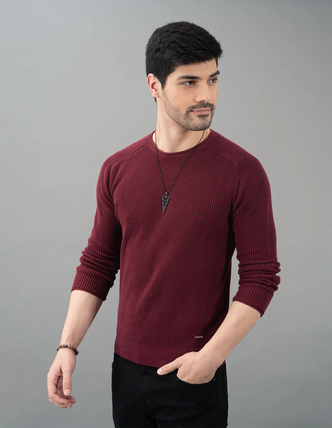 Burgundy Round Neck Pullover Sweater - Image 3