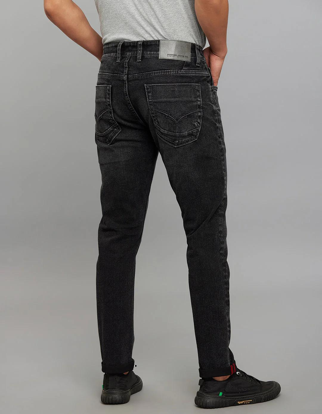 Charcoal Low-Rise Tapered Ankle Length Stretch Jeans - Image 5