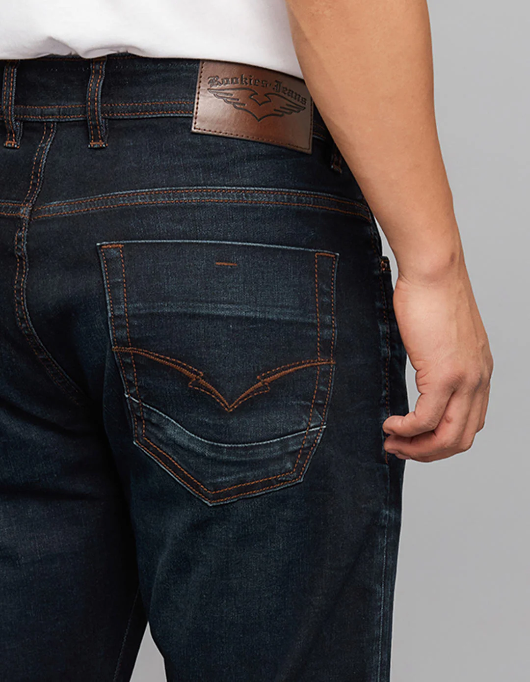 Dark Blue Low-Rise Tapered Ankle Length Classic Stretch Jeans - Image 5