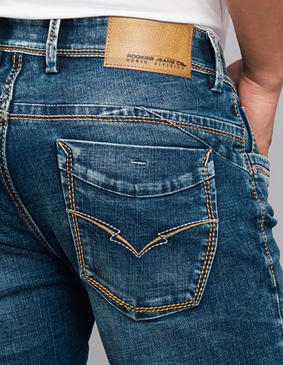 Dark Blue Low-Rise Tapered Ankle Length Stretch Jeans - Image 6