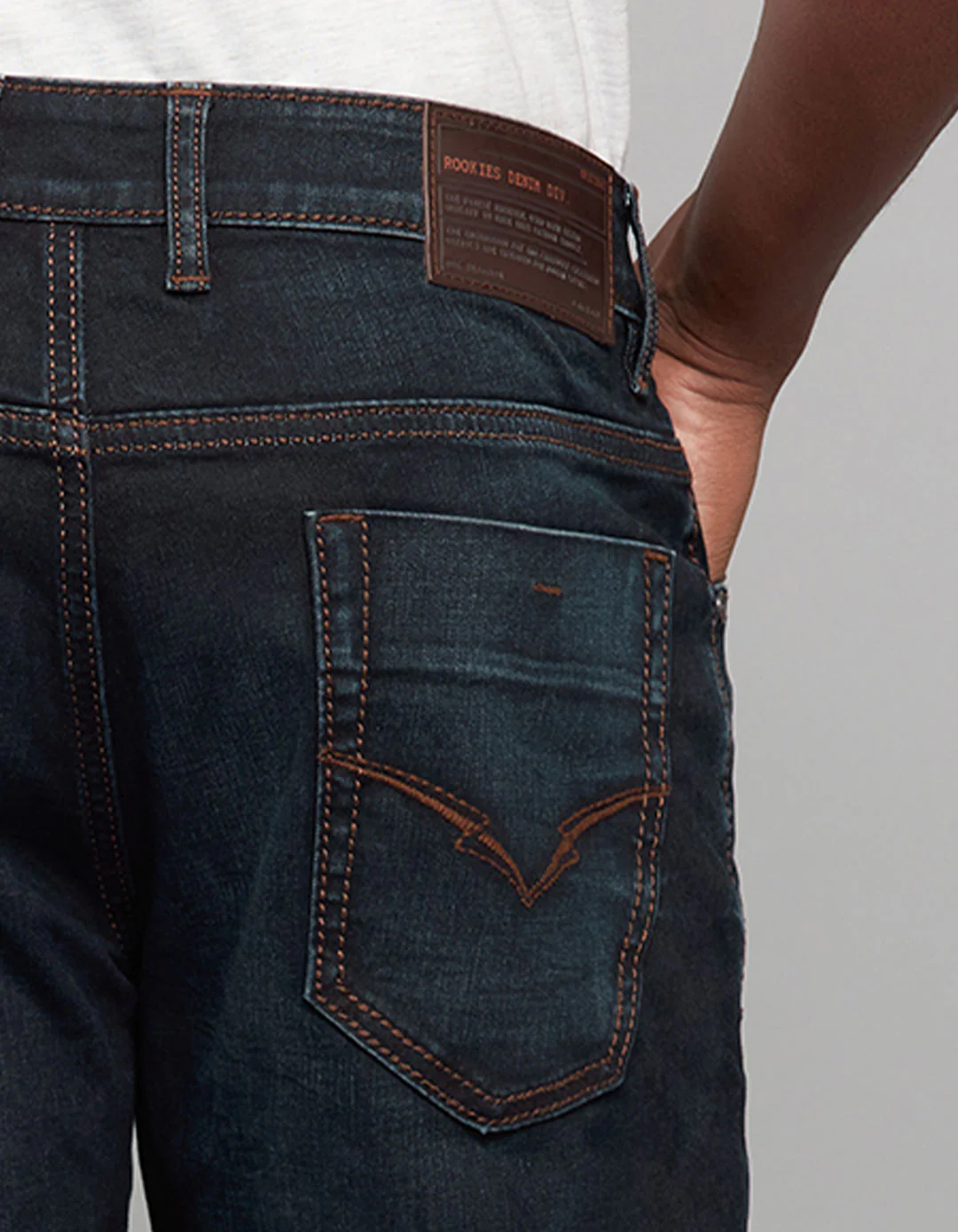 Dark Blue Midrise, Comfort And Straight Fit Stretch Jeans - Image 5