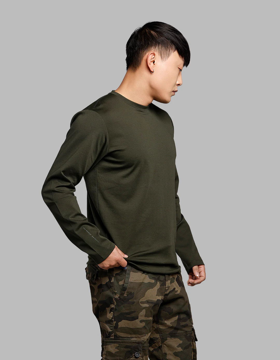 Dark Olive Full Sleeves Round Neck Tee - Image 4