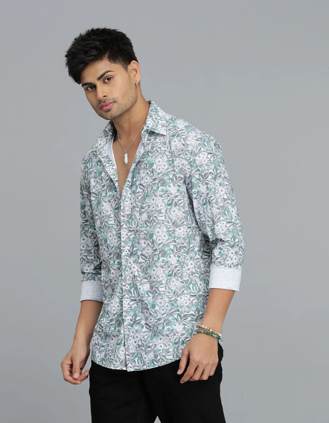 Green Full Sleeves Printed Shirt - Image 3