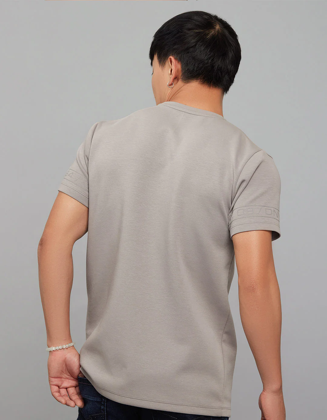 Grey Half Sleeves Round Neck Tee - Image 6