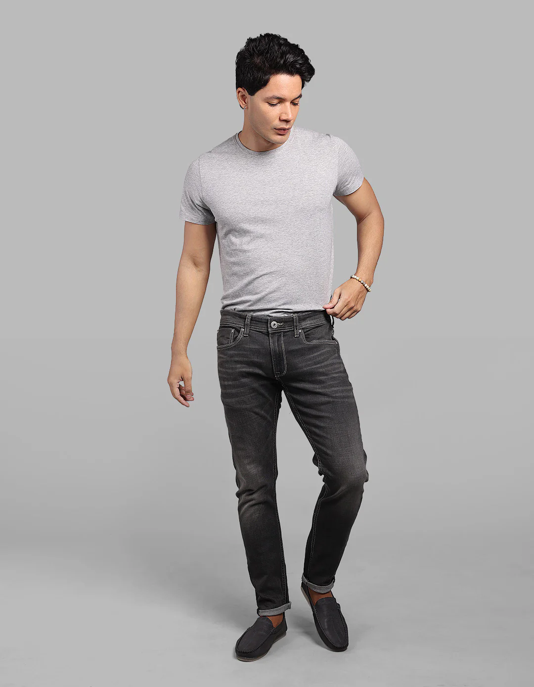 Grey Low-Rise Ankle Length Stretch Jeans - Image 2