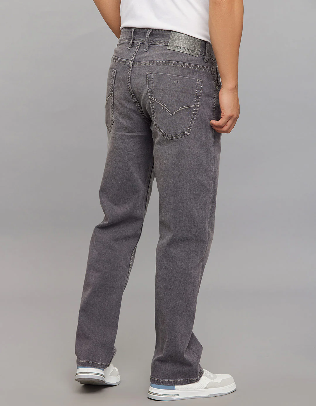 Grey Midrise, Comfort And Straight Crop Length Stretch Jeans - Image 4