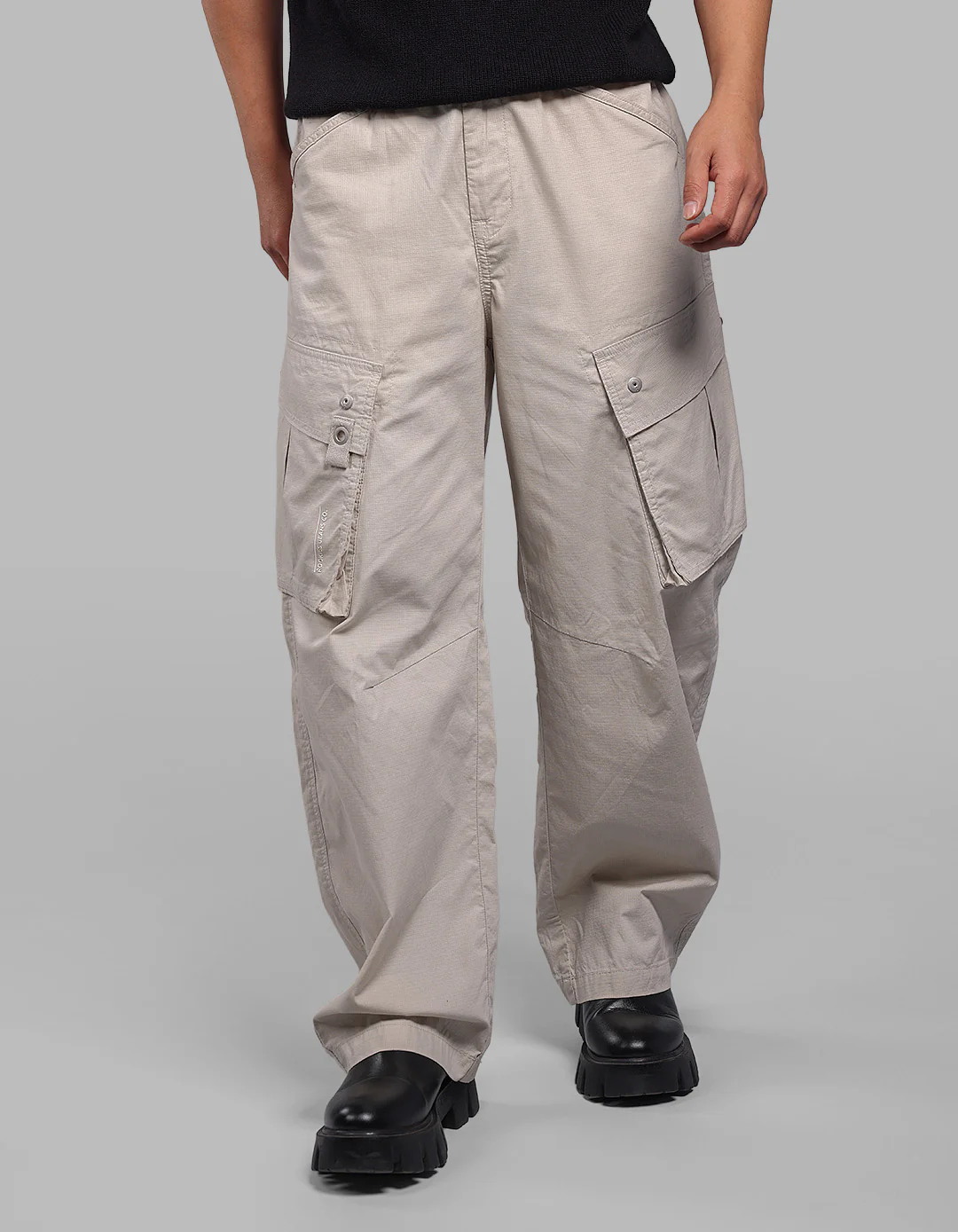 Light Stone Balloon Fit Cargo Pants - Image 3