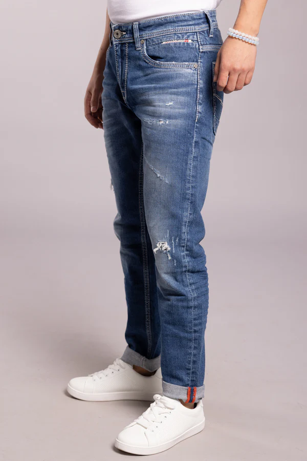 Med Blue Low-Rise Ankle Length Jeans - Image 3