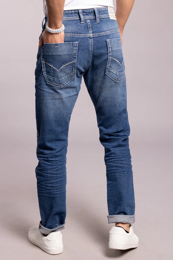 Med Blue Low-Rise Ankle Length Jeans - Image 5