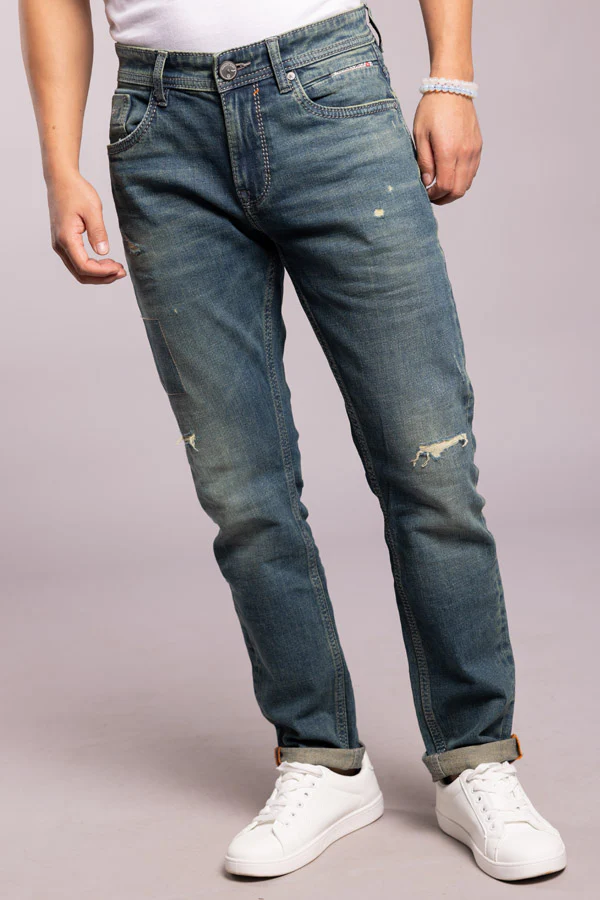 Med Blue Low-Rise Ankle Length Jeans