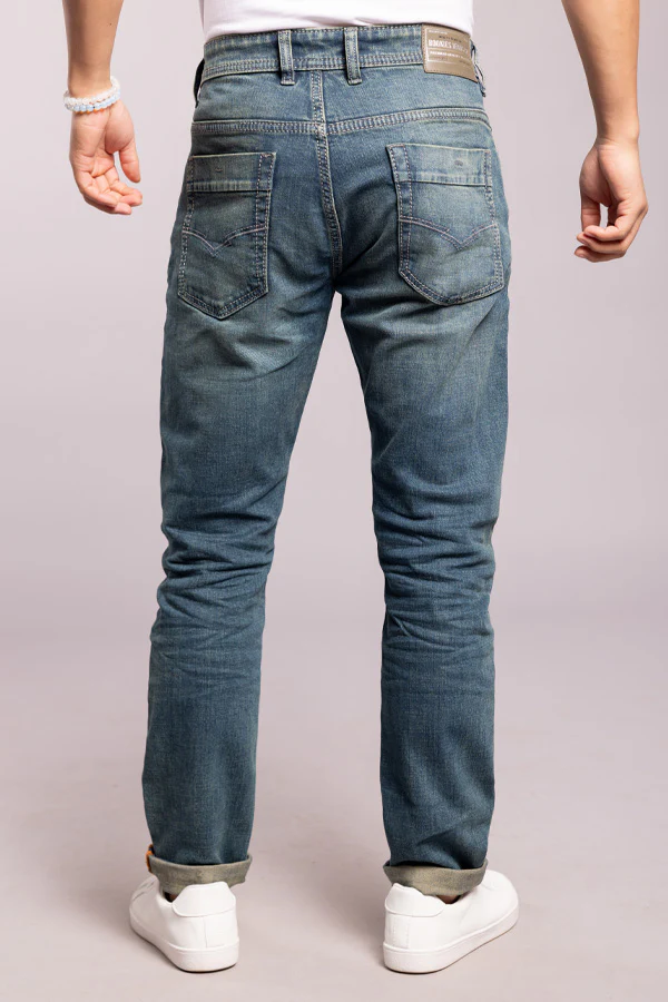 Med Blue Low-Rise Ankle Length Jeans - Image 5