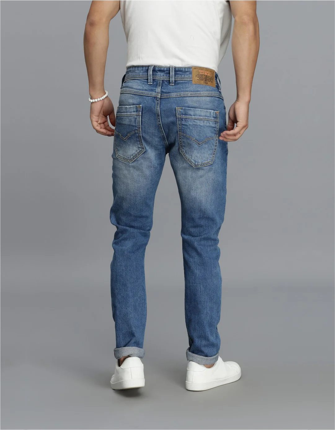 Med Blue Low-Rise Ankle Length jeans - Image 5