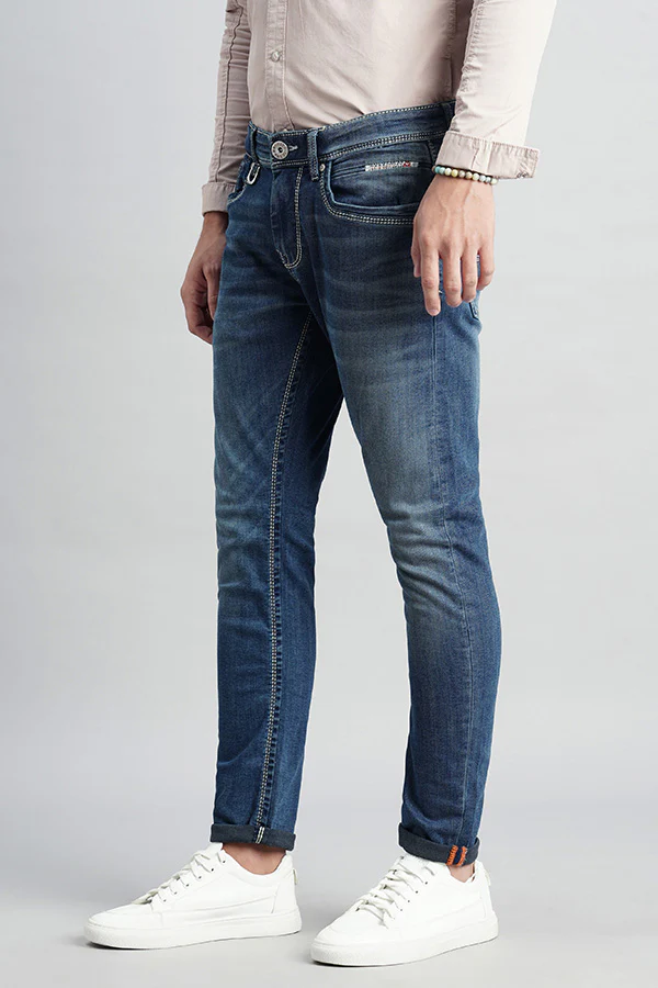 Med Blue Low-Rise Ankle Length Jeans - Image 5