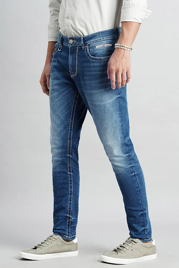Med Blue Low-Rise Ankle Length Jeans - Image 5