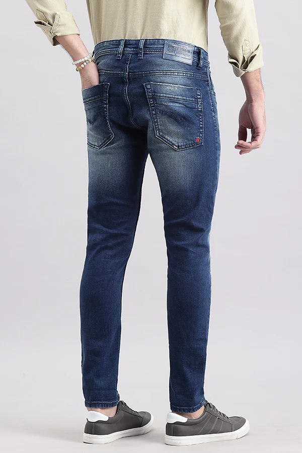 Med Blue Low-Rise Ankle Length Jeans - Image 4