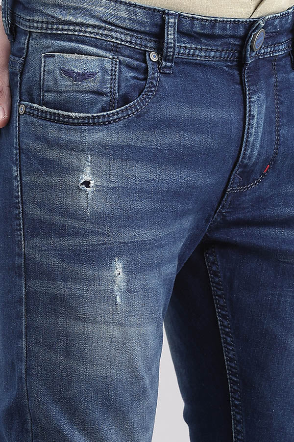 Med Blue Low-Rise Ankle Length Jeans - Image 6