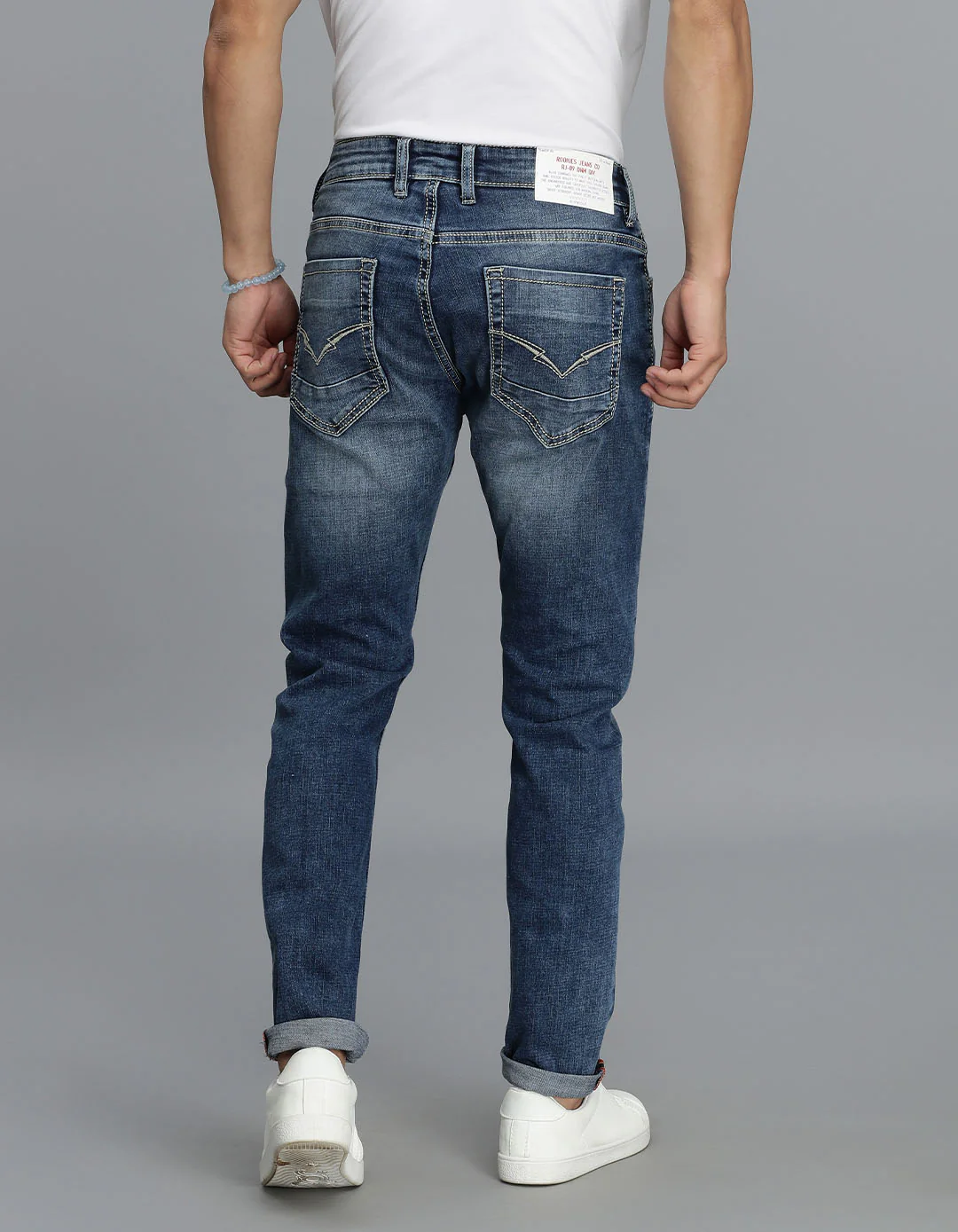 Med Blue Low-Rise Ankle Length jeans - Image 5