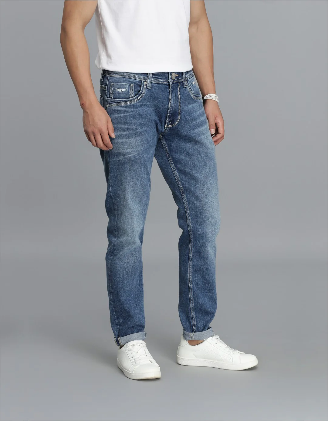 Med Blue Low-Rise Ankle Length jeans - Image 4