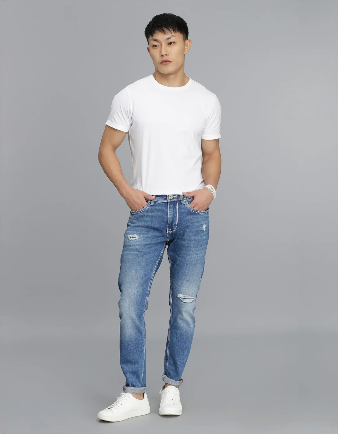 Med Blue Low-Rise Ankle Length jeans - Image 2