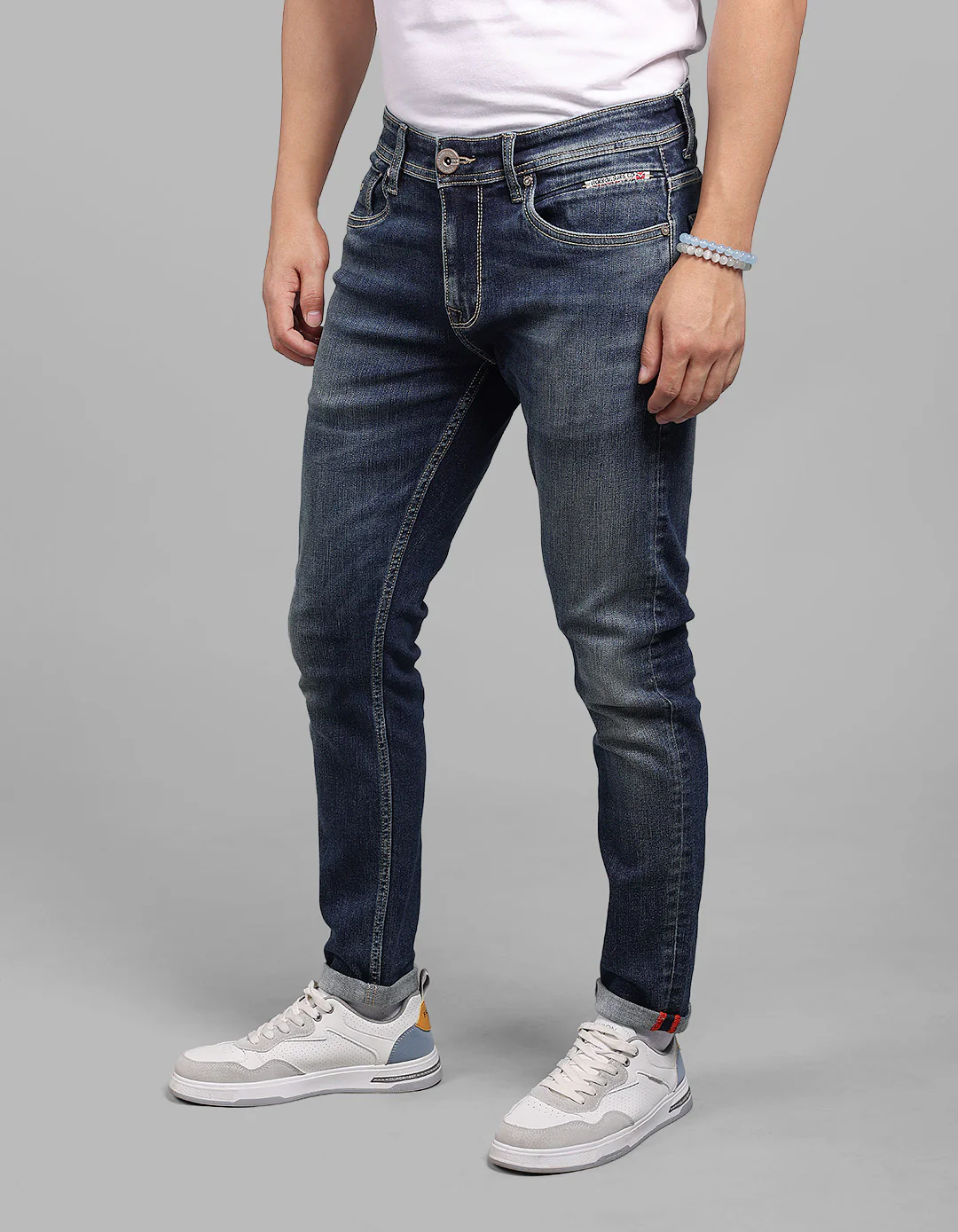 Med Blue Low-Rise Ankle Length Stretch Jeans - Image 3