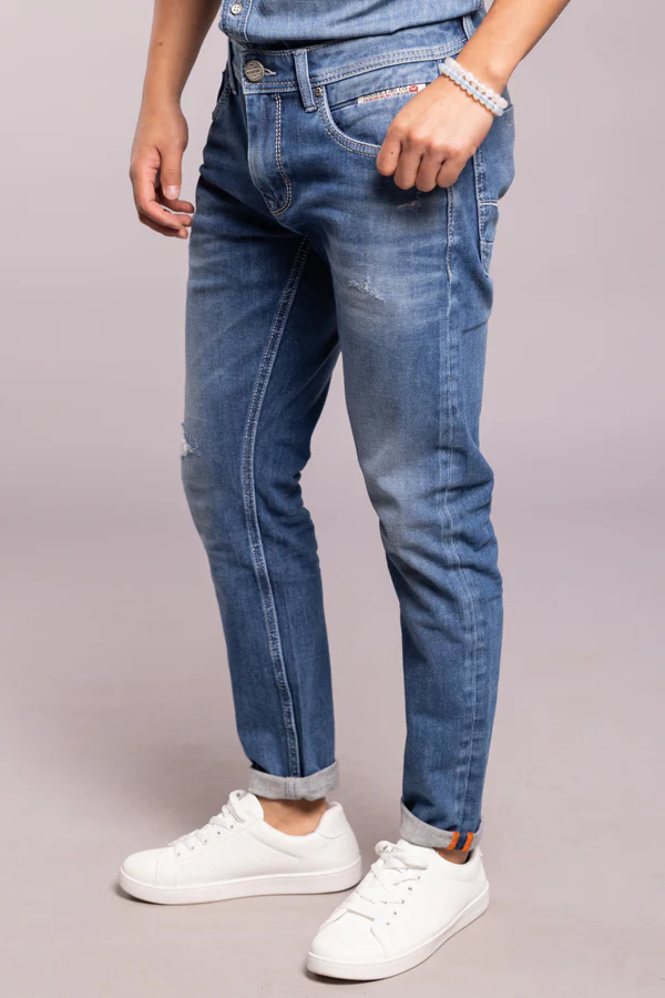 Med Blue Low-Rise Ankle Length Jeans - Image 3