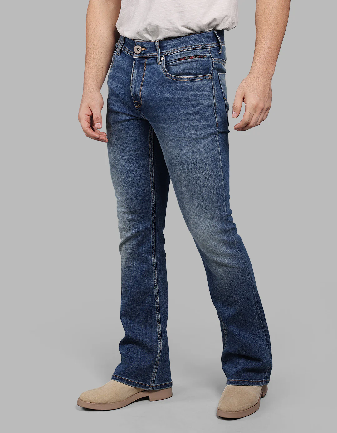 Med Blue Mid Rise Cropped Length Loose Boot Leg Stretch Jeans - Image 6