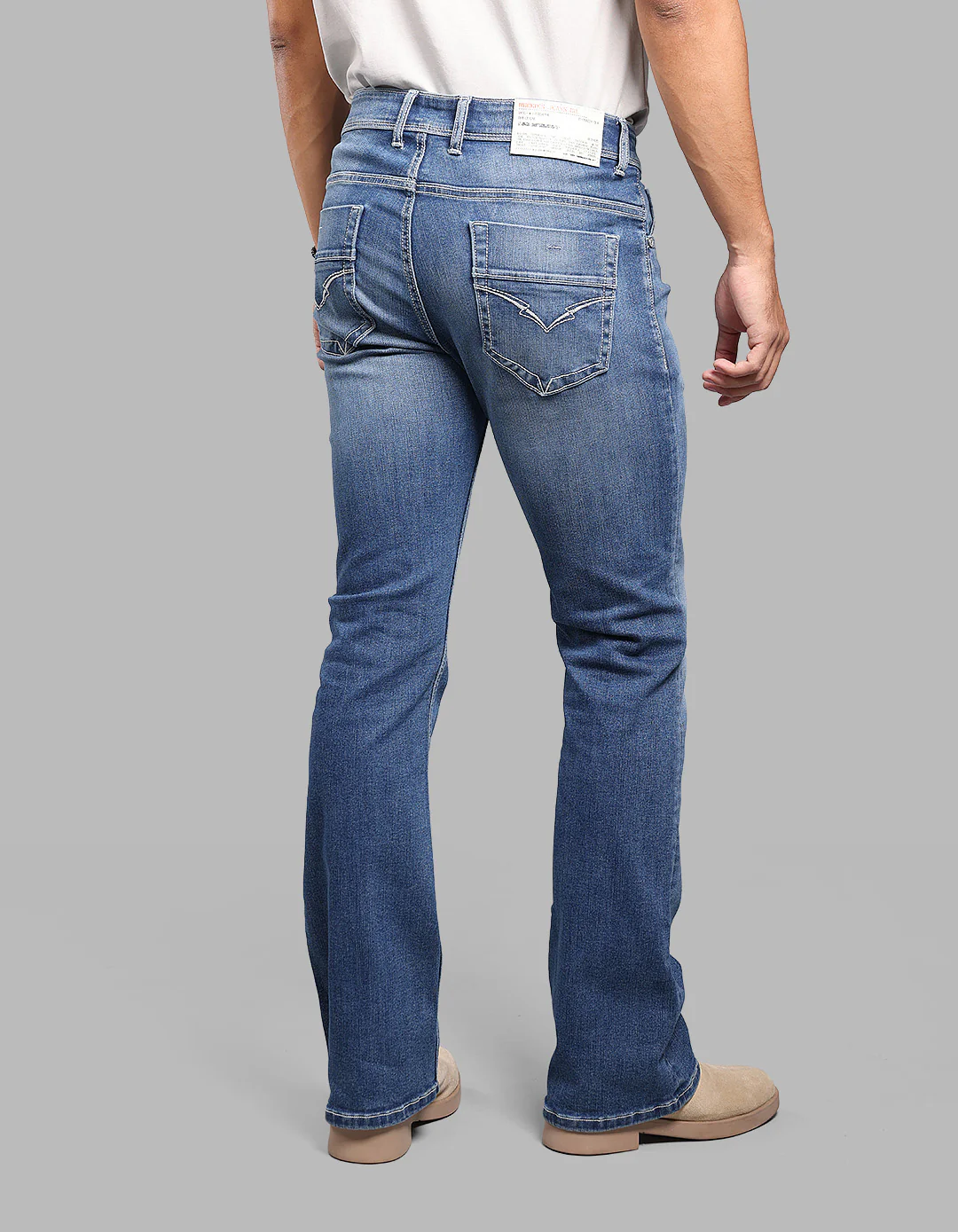 Med Blue Mid Rise Cropped Length Loose Boot Leg Stretch Jeans - Image 5