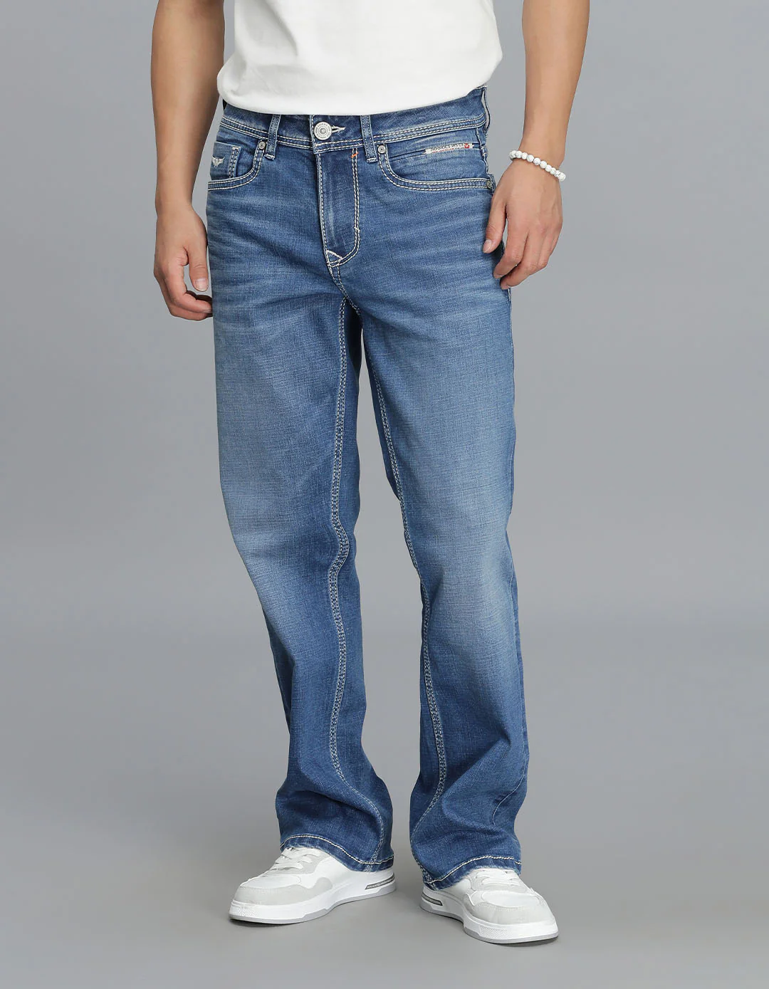Med Blue Mid Rise Loose Boot Leg Cropped Jeans