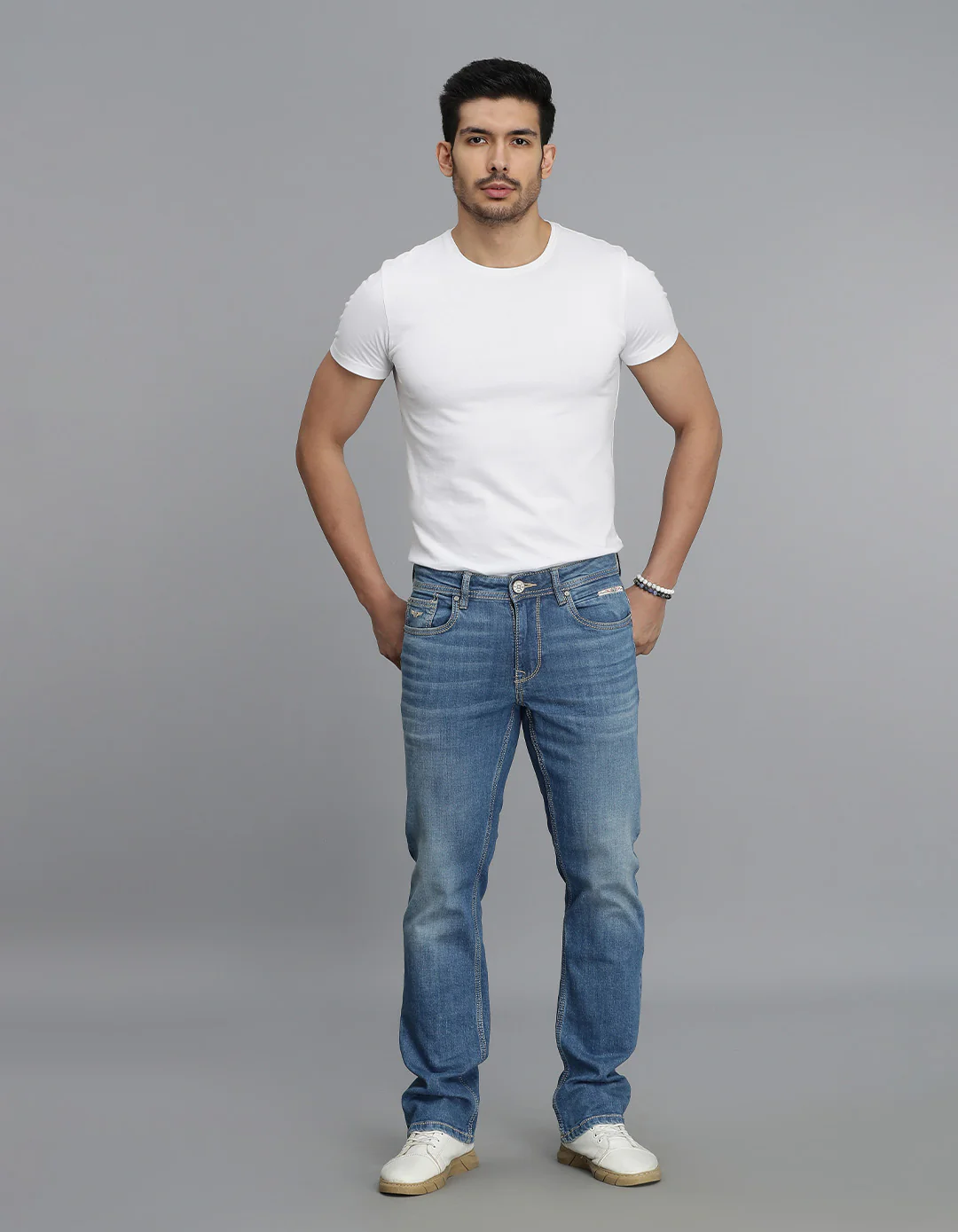 Med Blue Mid Rise Loose Boot Leg jeans - Image 2