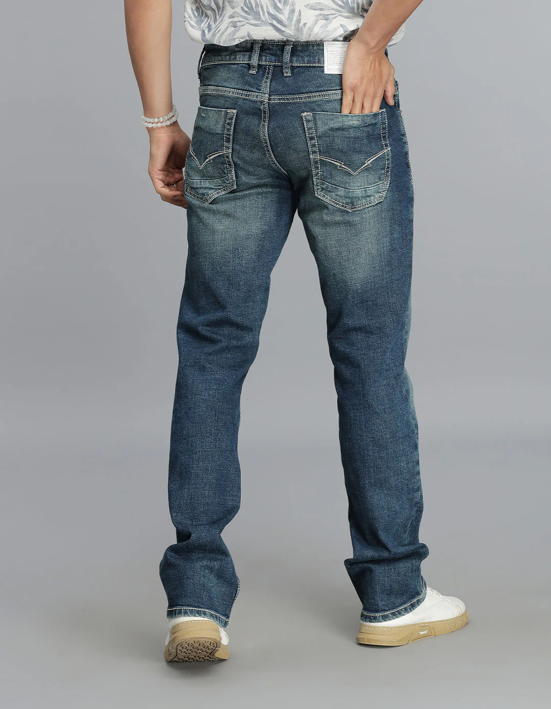 Med Blue Mid Rise Loose Boot Leg jeans - Image 5