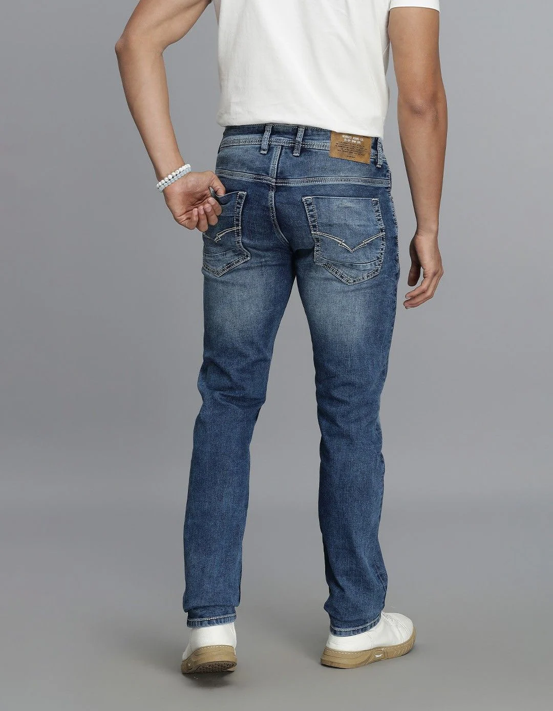 Med Blue Mid-Rise Slim Straight Fit jeans - Image 6