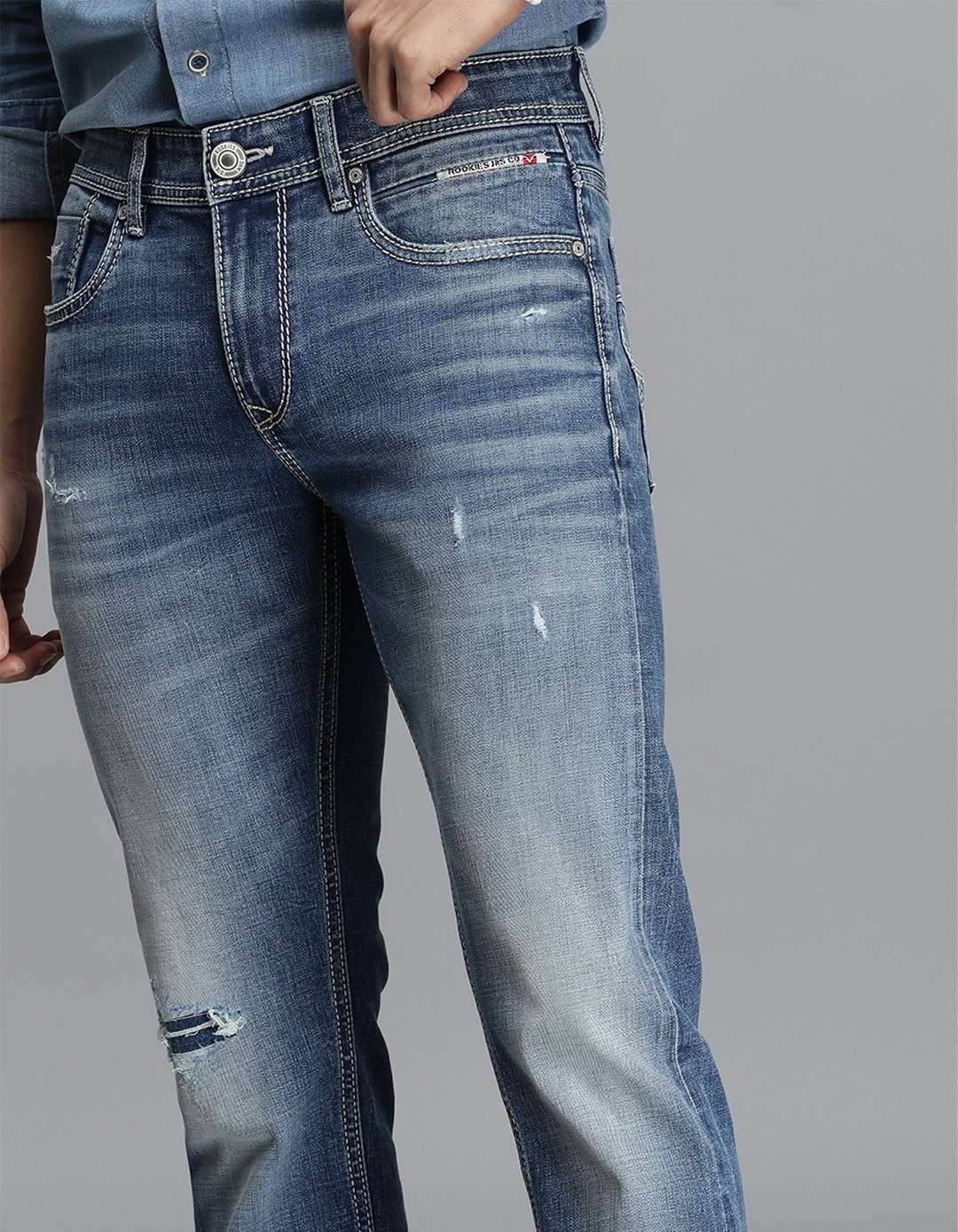 Med Blue Mid-Rise Slim Straight Fit jeans - Image 6