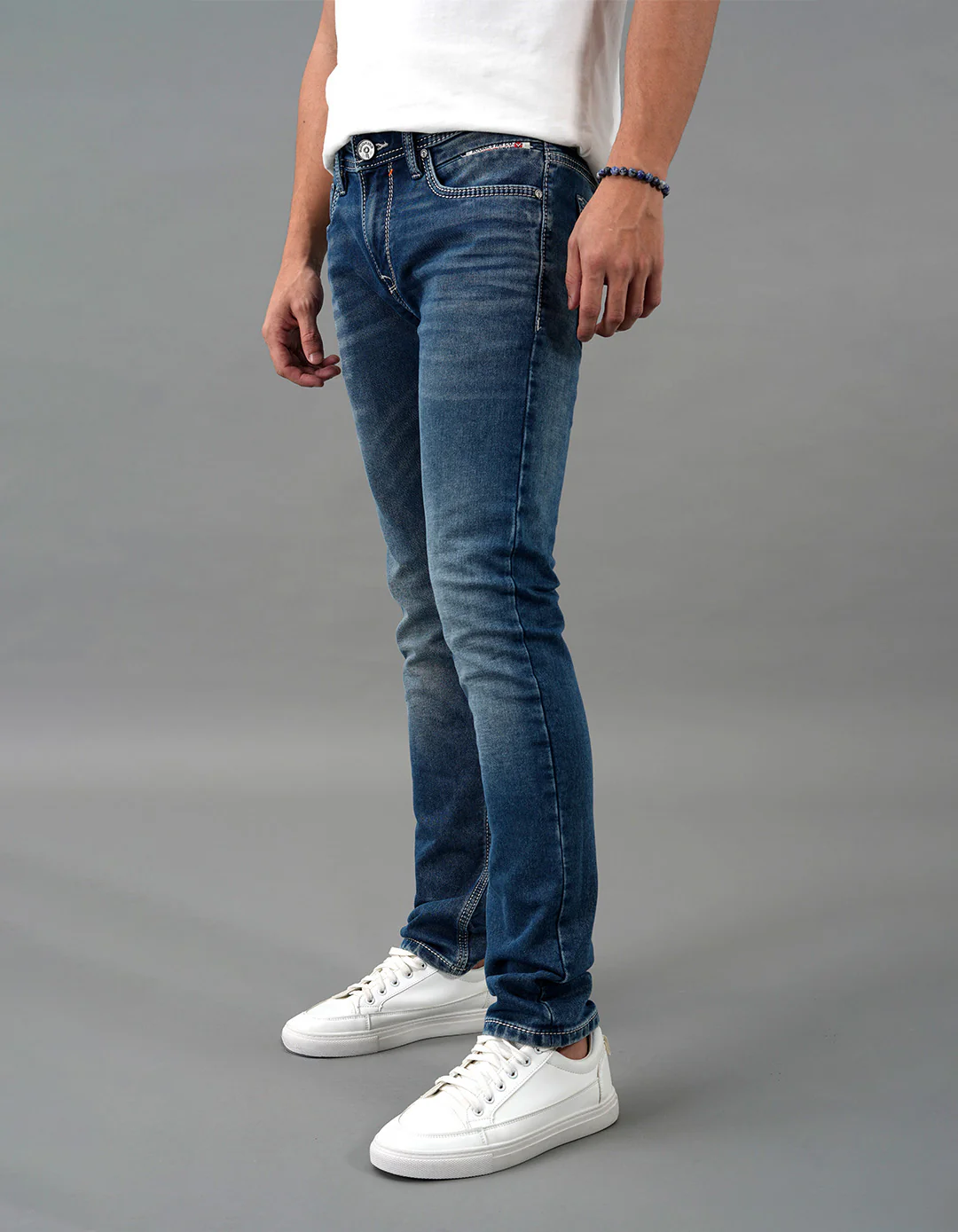 Med Blue Mid-Rise Slim Straight Fit Jeans - Image 3