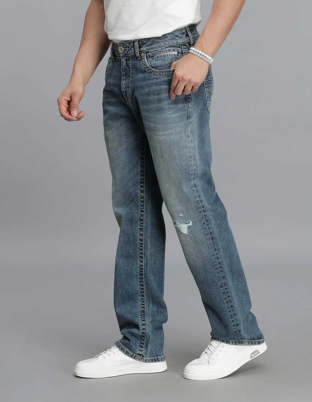 Med Blue Midrise, Comfort And Straight Fit Jeans - Image 4