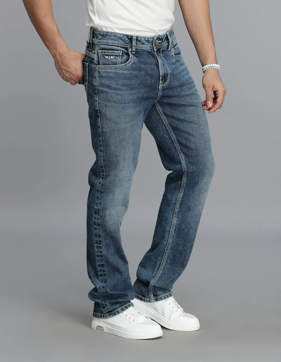 Med Blue Midrise, Comfort And Straight Fit Jeans - Image 4