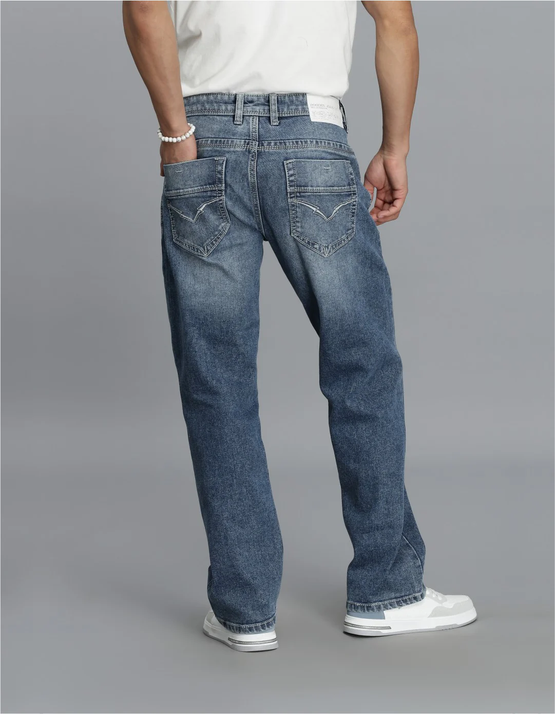 Med Blue Midrise, Comfort Straight Fit Cropped jeans - Image 5