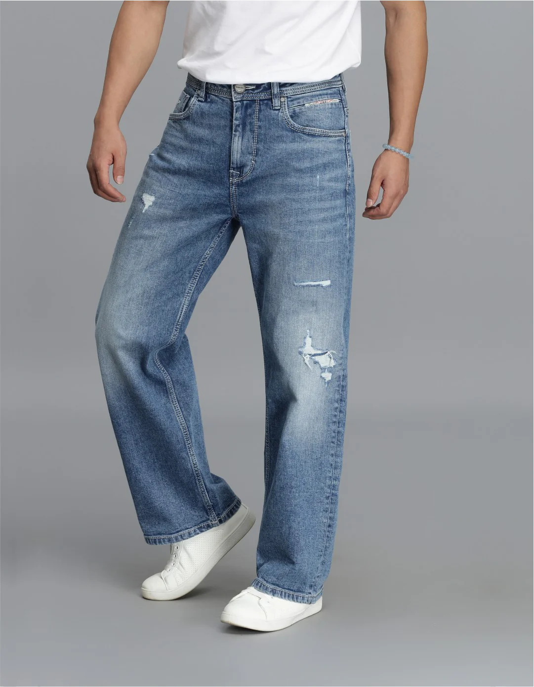Med Blue Midrise Loose Fit Cropped jeans - Image 3