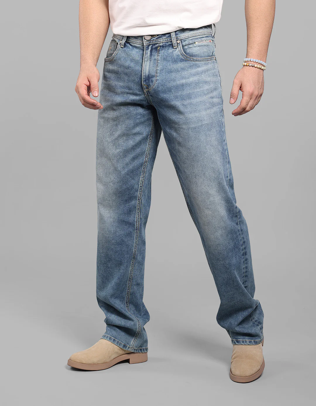 Med Blue Midrise, Comfort And Straight Crop Length Stretch Jeans - Image 4