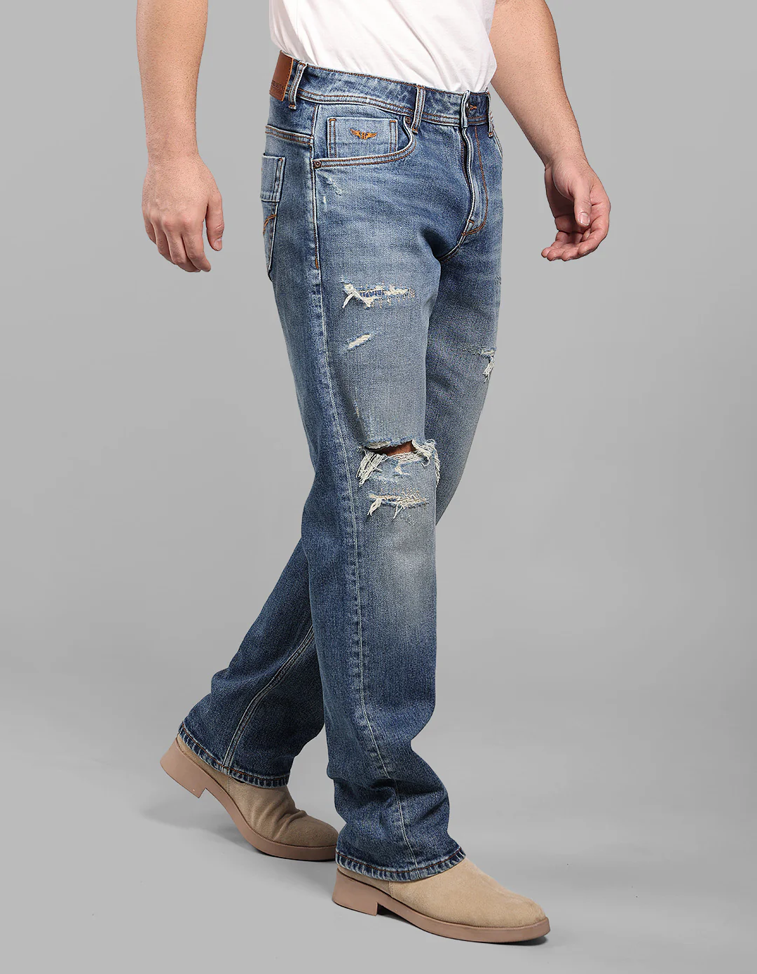 Med Blue Midrise, Comfort And Straight Crop Length Stretch Jeans - Image 4